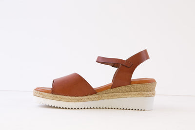 BERTUCHI - 22U238 LOW WEDGE SANDAL - TAN