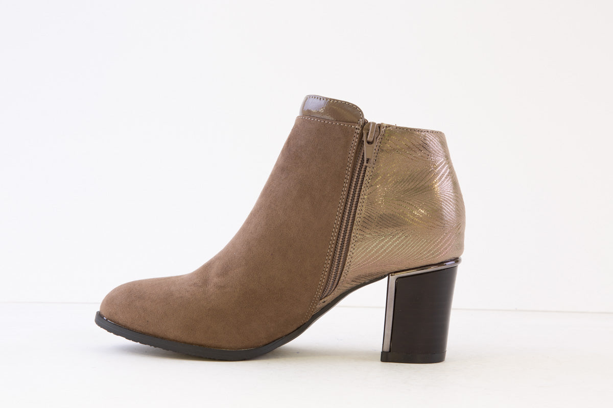 LOTUS - AVRIL MEDIUM HEEL ANKLE BOOT - TAUPE