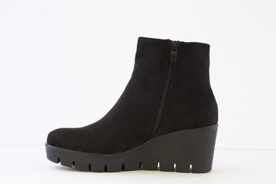 SUSST - BUDDY WEDGE ANKLE BOOT - BLACK SUEDE