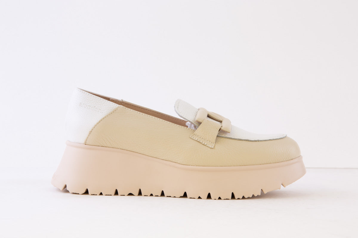 WONDERS - C-7301 LOW WEDGE SLIP-ON LOAFER - BEIGE