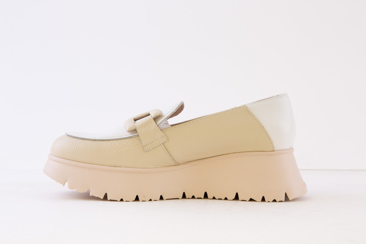 WONDERS - C-7301 LOW WEDGE SLIP-ON LOAFER - BEIGE