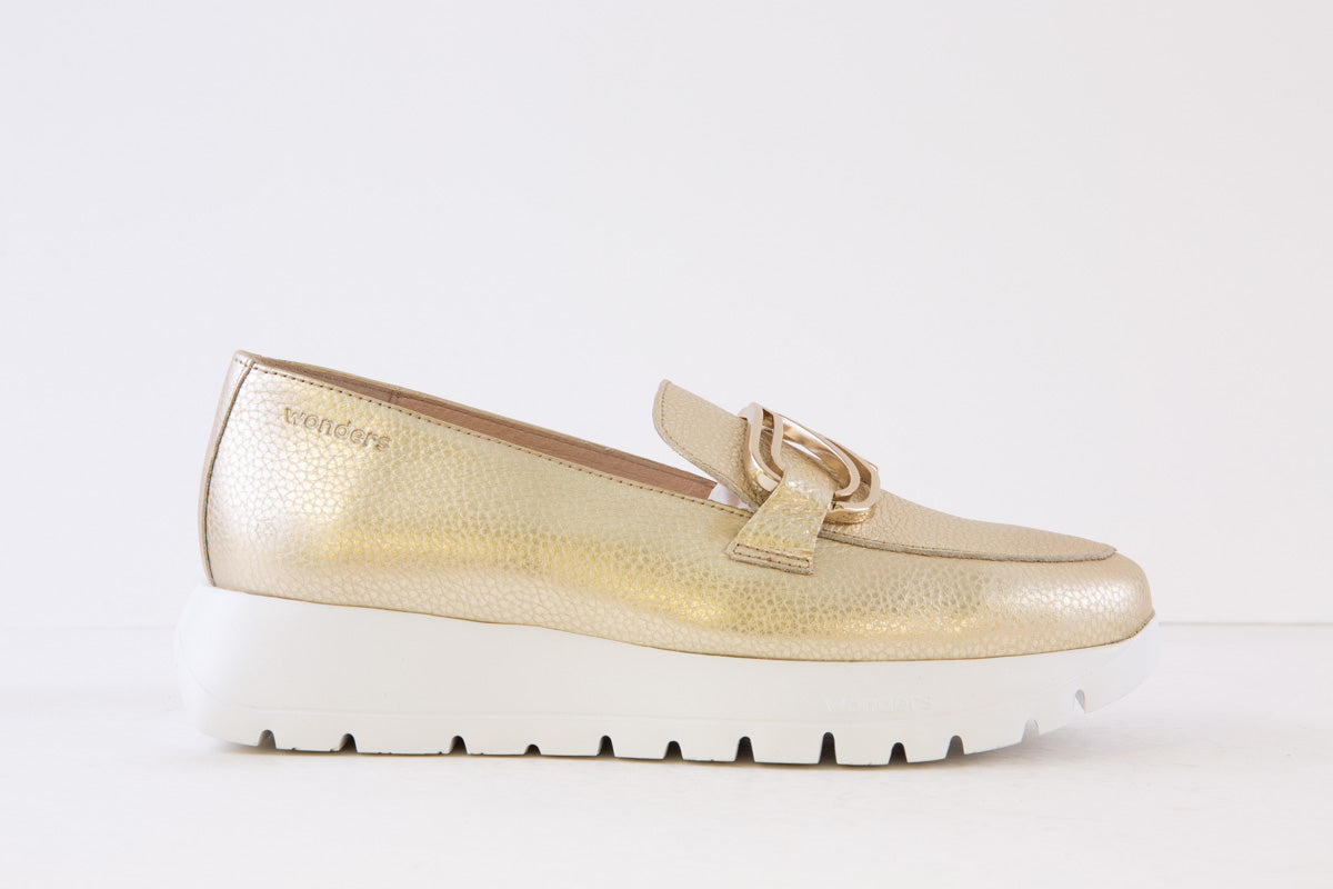 WONDERS - A-2462 LOW WEDGE SLIP-ON LOAFER - GOLD