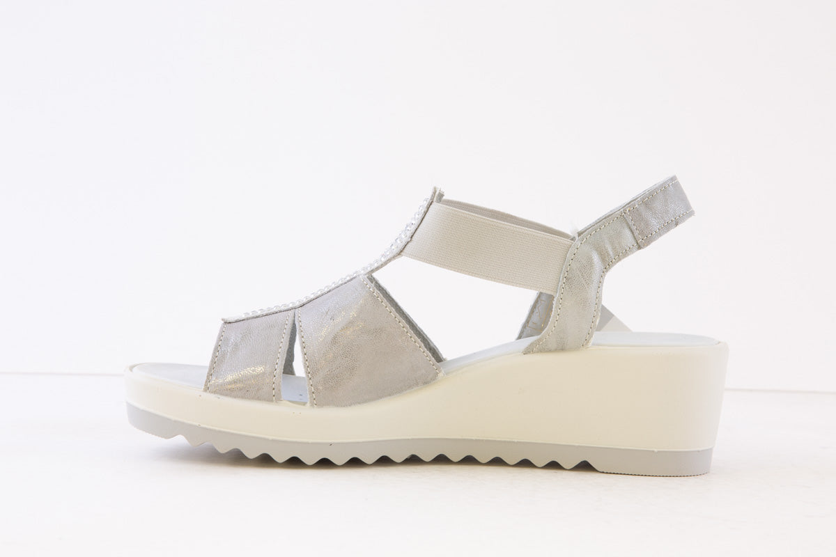 IMAC - 557520 MEDIUM WEDGE SANDAL - SILVER