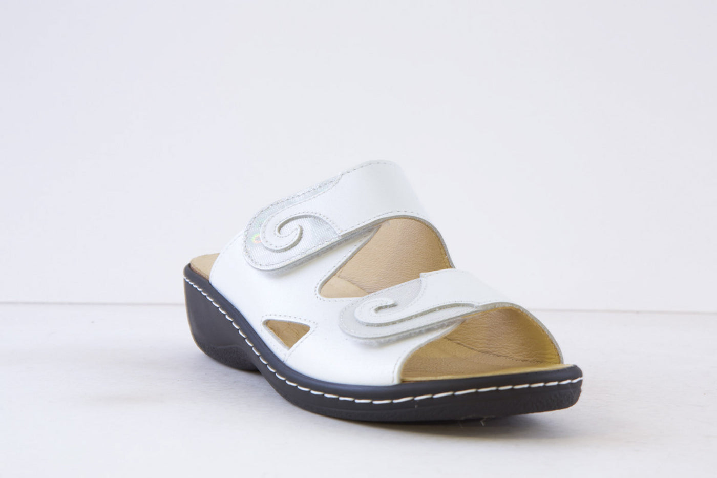 BELVIDA - 42.463  FLAT DOUBLE VELCRO MULE - WHITE