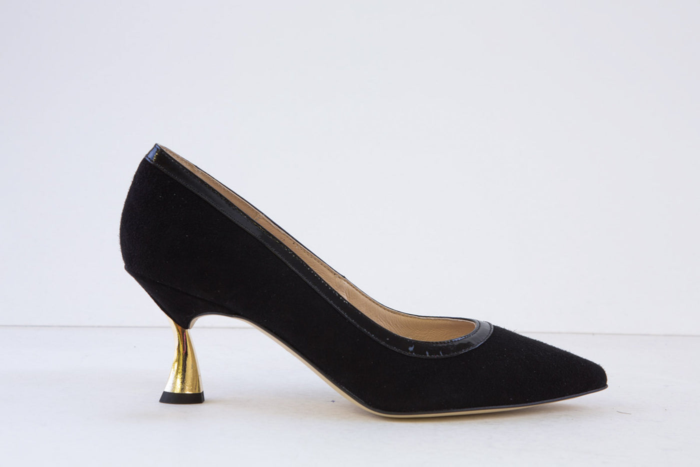 EMIS - 8213/082 LOW HEEL COURT SHOE - BLACK SUEDE