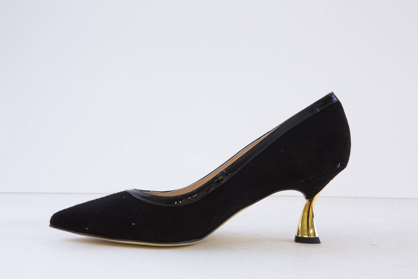 EMIS - 8213/082 LOW HEEL COURT SHOE - BLACK SUEDE