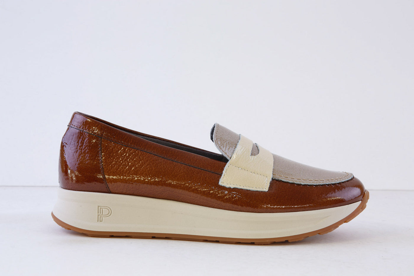 PITILLOS - 10202 SLIP-ON SHOE - TAN PATENT COMBI