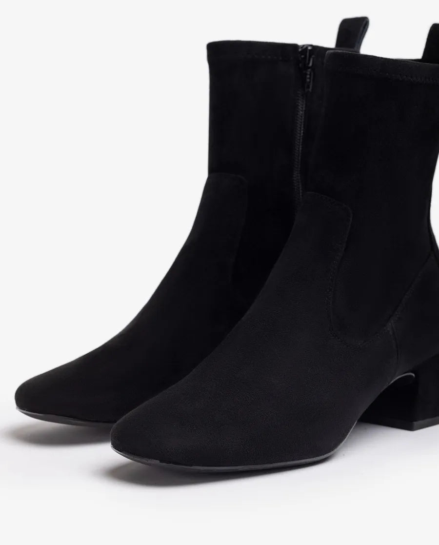 UNISA - LEMICO LOW HEEL ANKLE BOOT - BLACK SUEDE