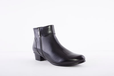 REGARDE LE CIEL - STEFANY-333 LOW HEEL ANKLE BOOT - BLACK LEATHER