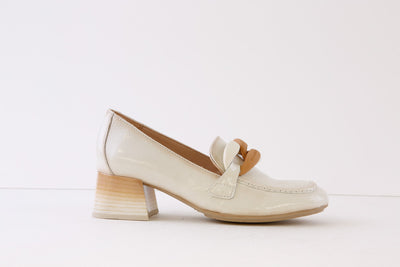 HISPANITAS - HV232482 ETNA-MEDIUM HEEL SLIP-ON SHOE - BEIGE