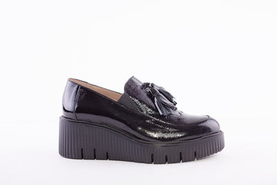 WONDERS - E-6221 CHUNKY FLAT SHOE - BLACK PATENT