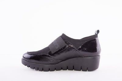 WONDERS - C-33179 WEDGE SLIP-ON SHOE - BLACK