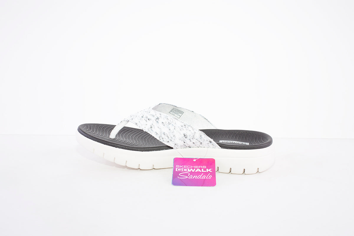 SKECHERS - ON THE GO FLEX ACCENT TOE-POST MULE - WHITE/BLACK