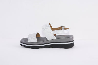 REPO - 83252 LOW WEDGE FASHION SANDAL - SILVER